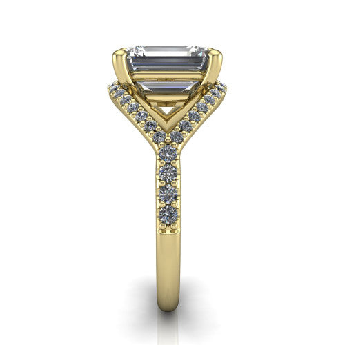 Clementine emerald classic engagement ring in 18K Yellow Gold, side profile showing the pavé split shank crossing in a bypass beneath the center