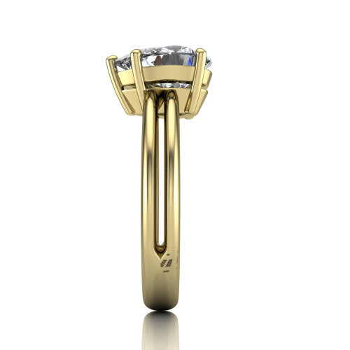 Peyton pear-shaped classic engagement ring in 14K Yellow Gold, side profile showing the split shank dividing into two rails