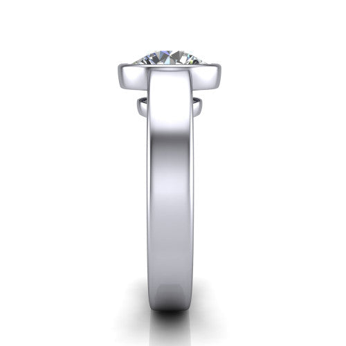 Bony round classic engagement ring in 18K White Gold, side profile showing the bezel setting and split rails in side view