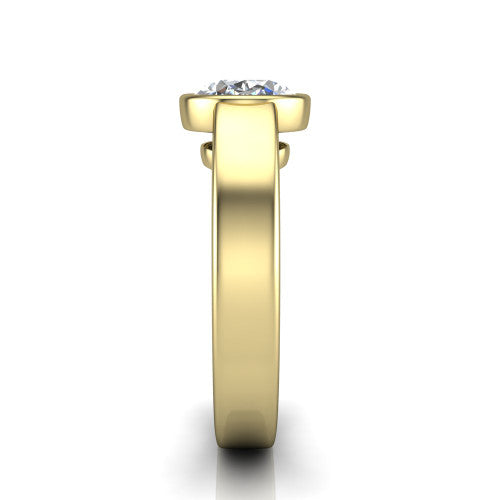 Bony oval classic engagement ring in 18K Yellow Gold, side profile showing the bezel setting and split rails in side view