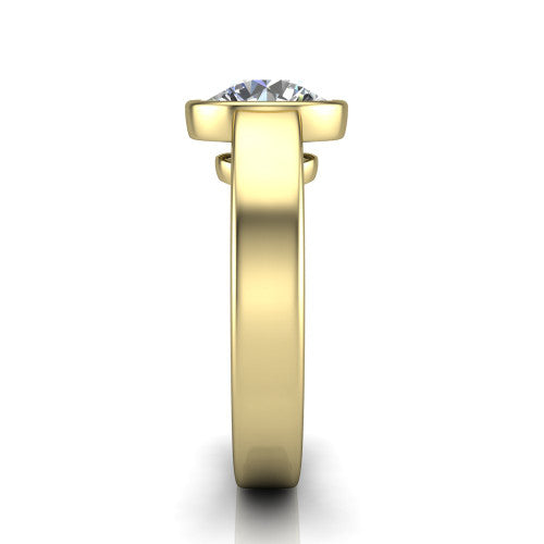 Bony round classic engagement ring in 14K Yellow Gold, side profile showing the bezel setting and split rails in side view