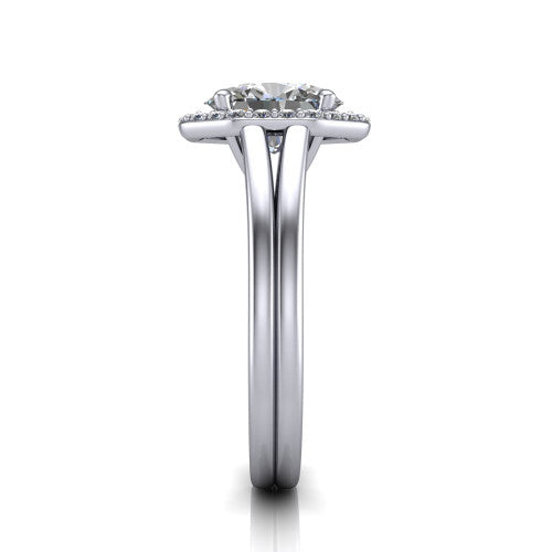 Regina oval halo engagement ring in Platinum with squared pavé halo and plain split shank, side profile showing the plain split shank