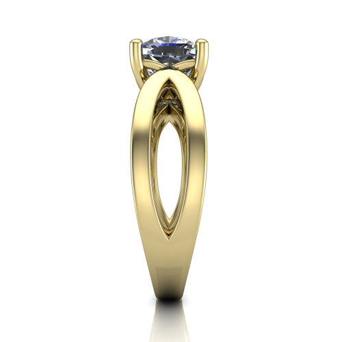 Aisha Cushion Shape Classic Engagement Ring in 18K Yellow Gold