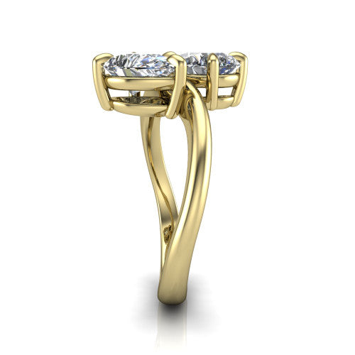 Thalia Pear Shape Classic Engagement Ring in 14K Yellow Gold