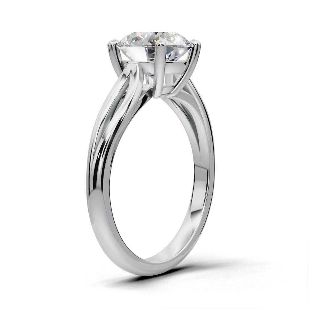 Beatrice Round Shape Classic Engagement Ring in Platinum
