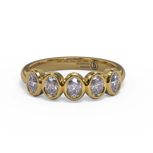 Paulina oval-cut diamond wedding band in 14K Yellow Gold, three-quarter perspective view