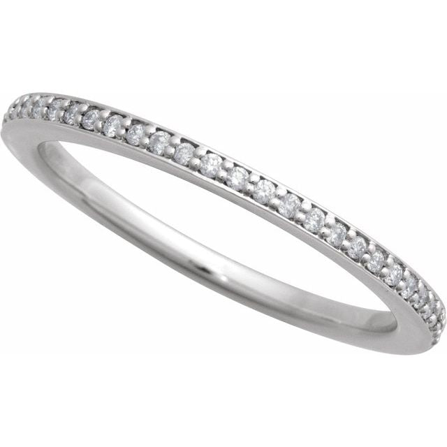 18K White 1/10 CTW Natural Diamond Band