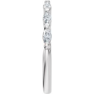 Unique - Silphy - 14K White Gold 1/3 CTW Lab-Grown Diamond Vintage-Inspired Open Band Size 4