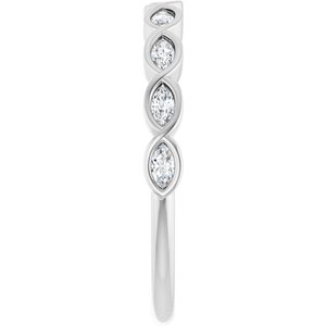 Bezel - Pearl - Platinum 1/4 CTW Natural Diamond Anniversary Band