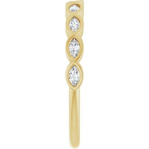 Bezel - Pearl - 14K Yellow Gold 1/4 CTW Natural Diamond Anniversary Band