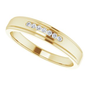 Hammered - Julian - 14K Yellow Gold 1/10 CTW Natural Diamond Band
