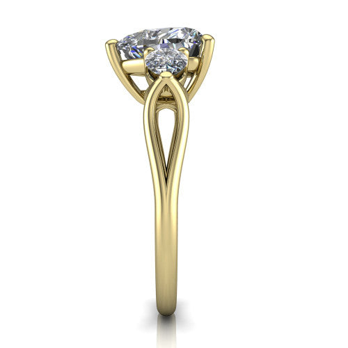 Journee heart three stone engagement ring in 18K Yellow Gold, side profile showing the split-V gallery, tapered cathedral shoulders, and polished band
