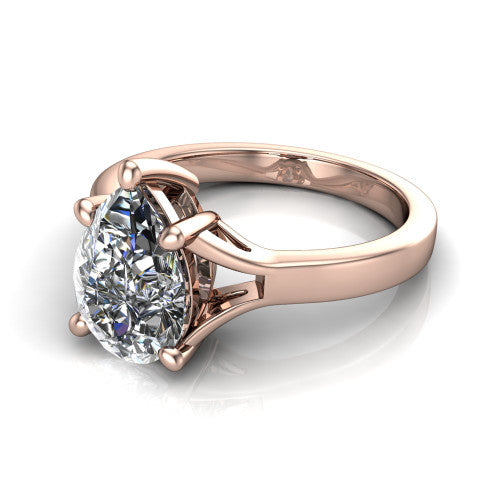 Savannah pear classic solitaire engagement ring in 18K Rose Gold with polished split shank, three-quarter perspective view