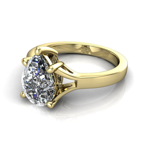 Savannah pear classic solitaire engagement ring in 18K Yellow Gold with polished split shank, three-quarter perspective view