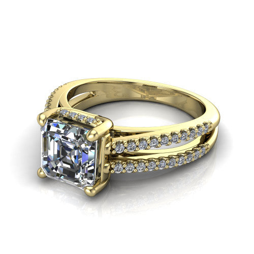 Linda asscher hidden halo engagement ring in 18K Yellow Gold with pavé split shank, three-quarter perspective view