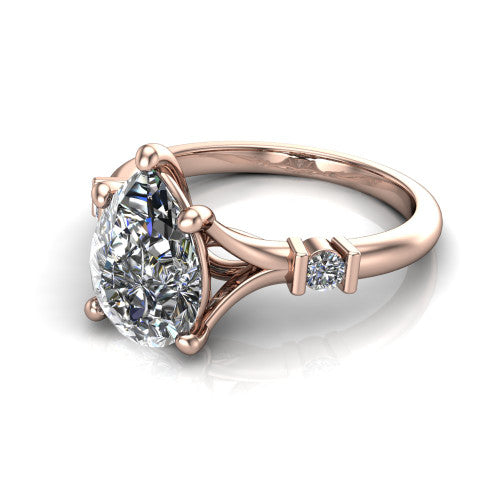 Mary Pear Shape Classic Engagement Ring in 14K Rose Gold