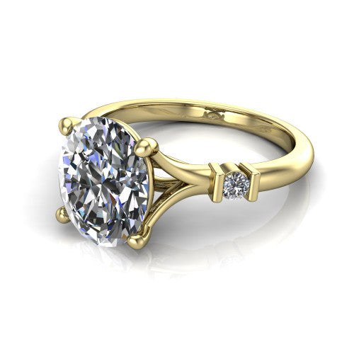 Mary Oval Shape Classic Engagement Ring in 14K Yellow Gold
