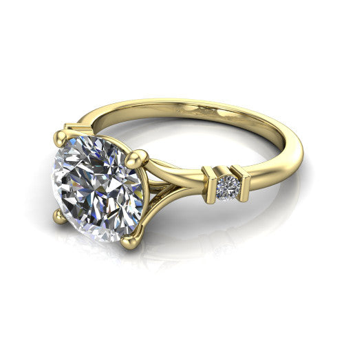 Mary Round Shape Classic Engagement Ring in 14K Yellow Gold