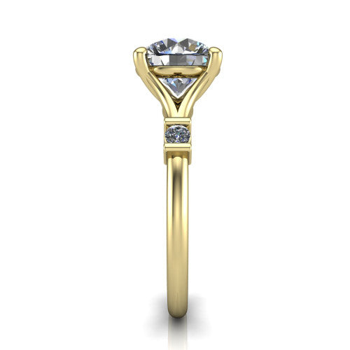 Mary Round Shape Classic Engagement Ring in 14K Yellow Gold