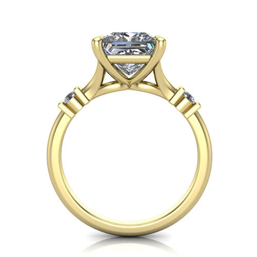 Mary Princess Shape Classic Engagement Ring in 14K Yellow Gold