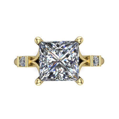 Mary Princess Shape Classic Engagement Ring in 18K Yellow Gold