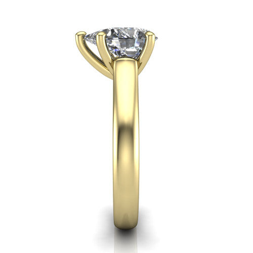 Ximena Pear Shape Classic Engagement Ring in 18K Yellow Gold