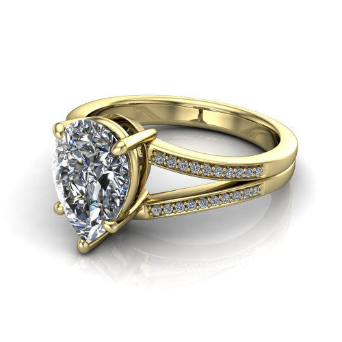 pear diamond solitaire ring, 18k yellow gold