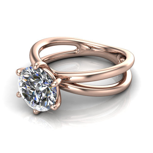 Rain round classic engagement ring in 18K Rose Gold, three-quarter perspective showing the round center diamond in a double-claw head above a split polished band
