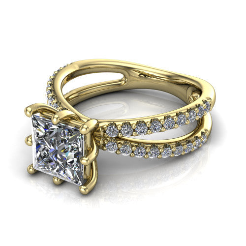 Stormy Princess Shape Classic Engagement Ring in 14K Yellow Gold