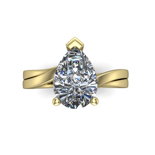 Alana Pear Shape Classic Engagement Ring in 14K Yellow Gold