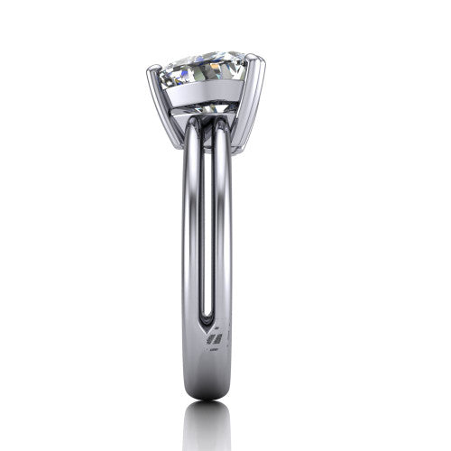 Peyton heart-shaped classic engagement ring in 18K White Gold, side profile showing the split shank dividing into two rails