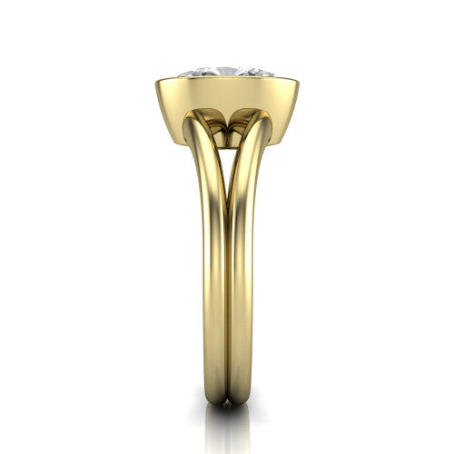 Emersyn oval classic engagement ring in 18K Yellow Gold, side profile showing the split shank dividing into two rails beneath the bezel