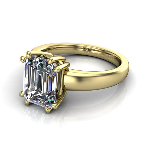 Vera Emerald Shape Classic Engagement Ring in 18K Yellow Gold