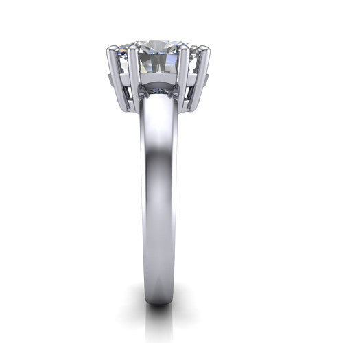Vera Oval Shape Classic Engagement Ring in Platinum