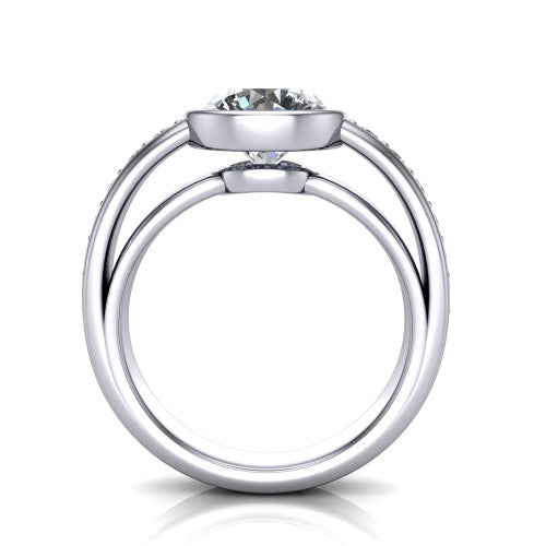 Isabel round classic engagement ring in 18K White Gold, through-finger front profile showing the bezel and split channel-set band from the front