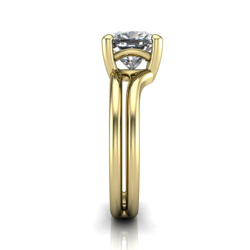 Khloe cushion classic engagement ring in 18K Yellow Gold, side profile showing the split polished band in side view