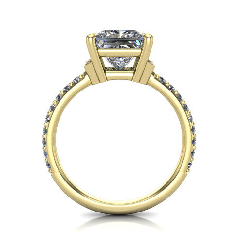 Ana Princess Shape Classic Engagement Ring in 18K Yellow Gold