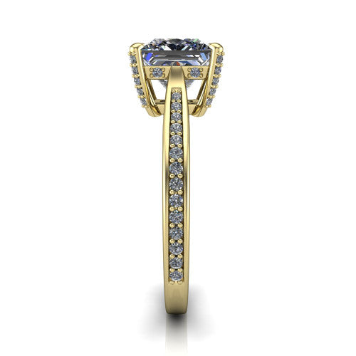 True Princess Shape Classic Engagement Ring in 18K Yellow Gold