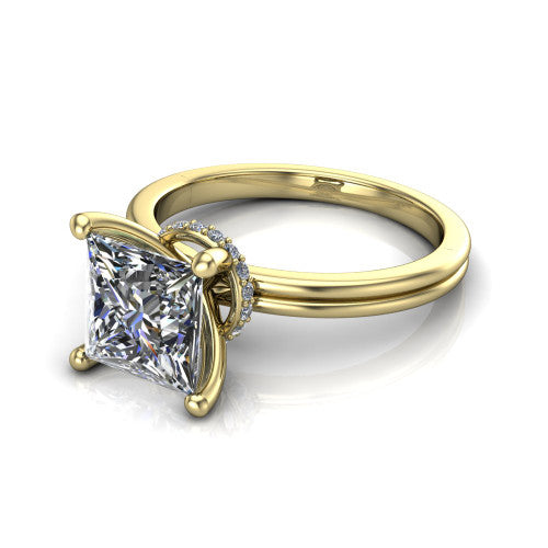 Thea Princess Shape Classic Engagement Ring in 14K Yellow Gold