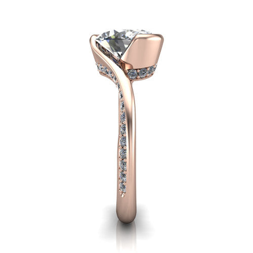 Bianca Oval Shape Classic Engagement Ring in 18K Rose Gold