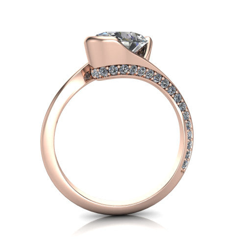 Bianca Oval Shape Classic Engagement Ring in 18K Rose Gold