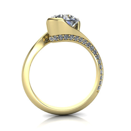 Bianca Round Shape Classic Engagement Ring in 14K Yellow Gold