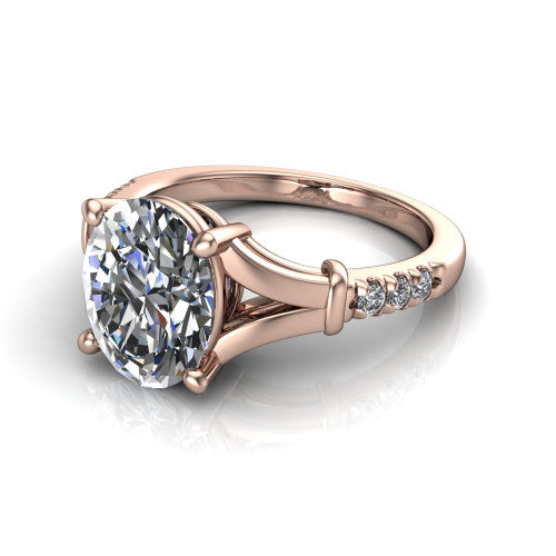 Linnea Oval Shape Classic Engagement Ring in 14K Rose Gold