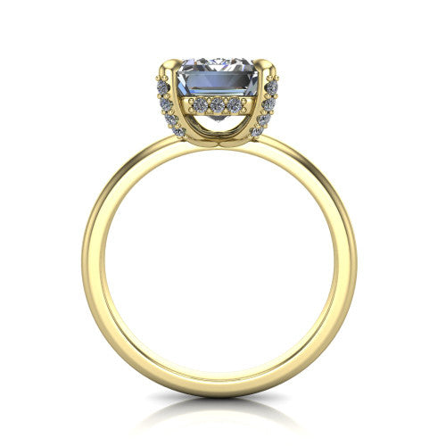 Alaia Emerald Shape Classic Engagement Ring in 14K Yellow Gold