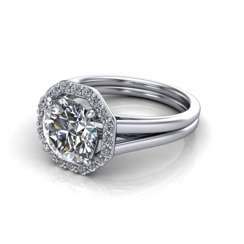 Regina round halo engagement ring in 18K White Gold with squared pavé halo and plain split shank, three-quarter perspective view