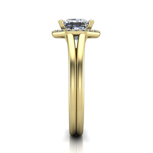 Regina princess halo engagement ring in 18K Yellow Gold with squared pavé halo and plain split shank, side profile showing the plain split shank