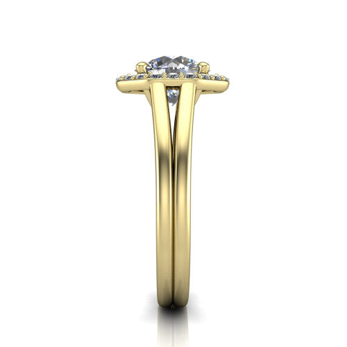Regina round halo engagement ring in 18K Yellow Gold with squared pavé halo and plain split shank, side profile showing the plain split shank