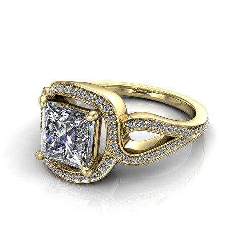 Alivia Princess Shape Classic Engagement Ring in 18K Yellow Gold