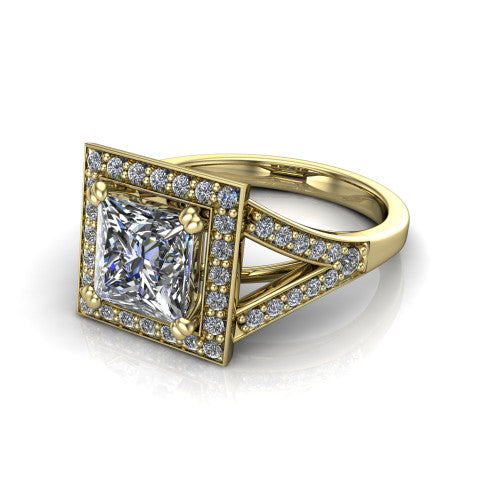 Reign princess halo engagement ring in 14K Yellow Gold with bold squared pavé halo and split shank, three-quarter perspective view