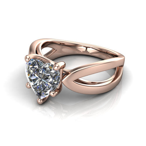 Aisha Heart Shape Classic Engagement Ring in 18K Rose Gold